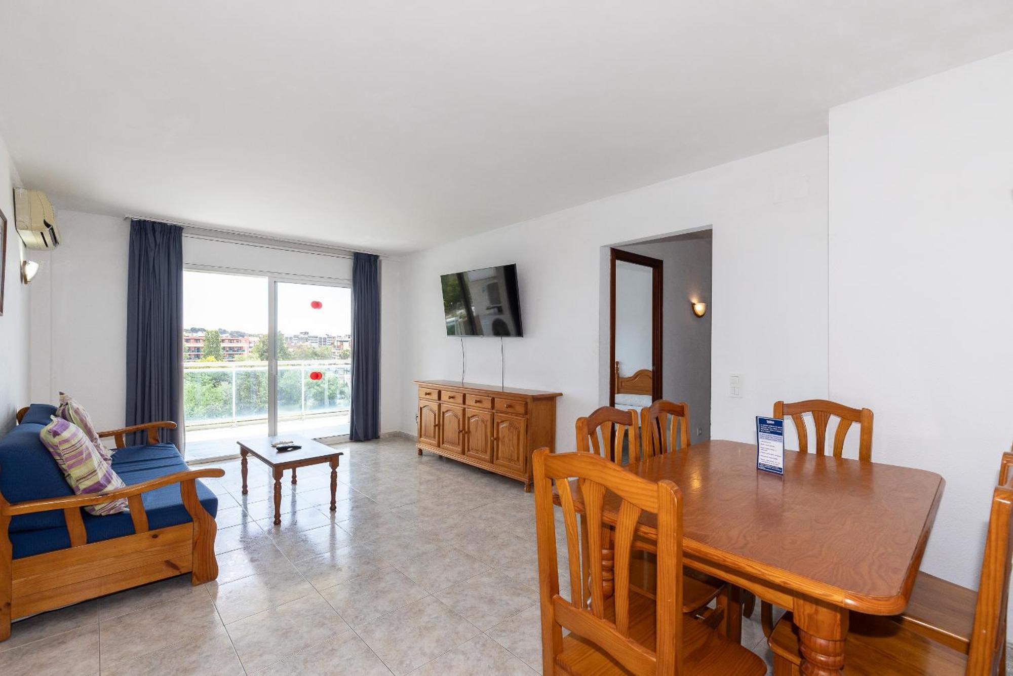 Rentalmar Ventura Village Apartment *