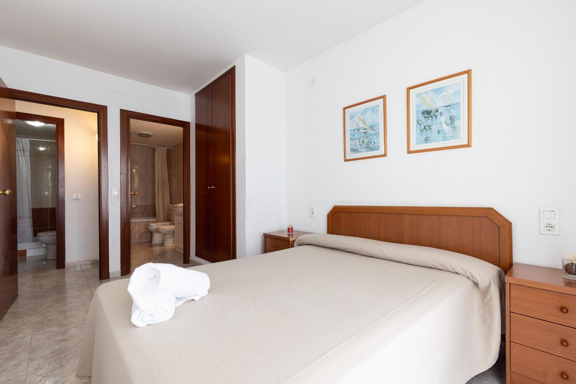 Rentalmar Ventura Village Apartment