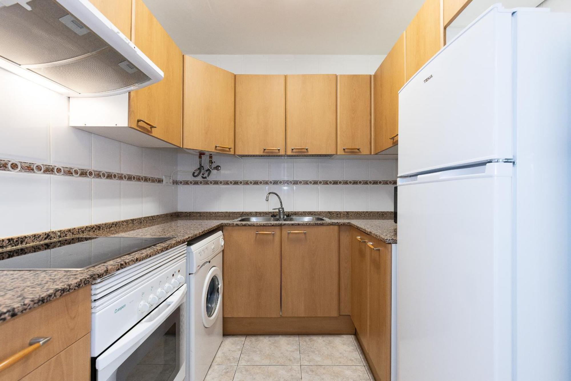 Rentalmar Ventura Village Apartment *